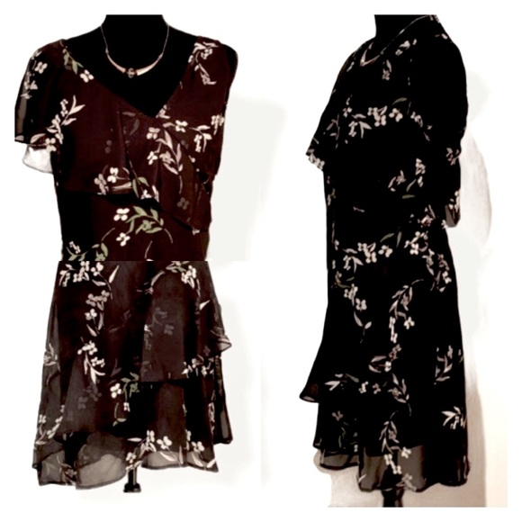 🍒 🆕 Black Floral Chiffon Dress-!!! - Picture 2 of 13
